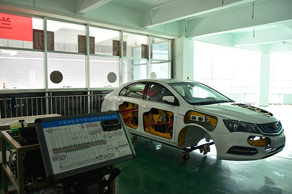  2024年學(xué)習(xí)蘭州中專學(xué)校新能源汽車技術(shù)，未來如何？