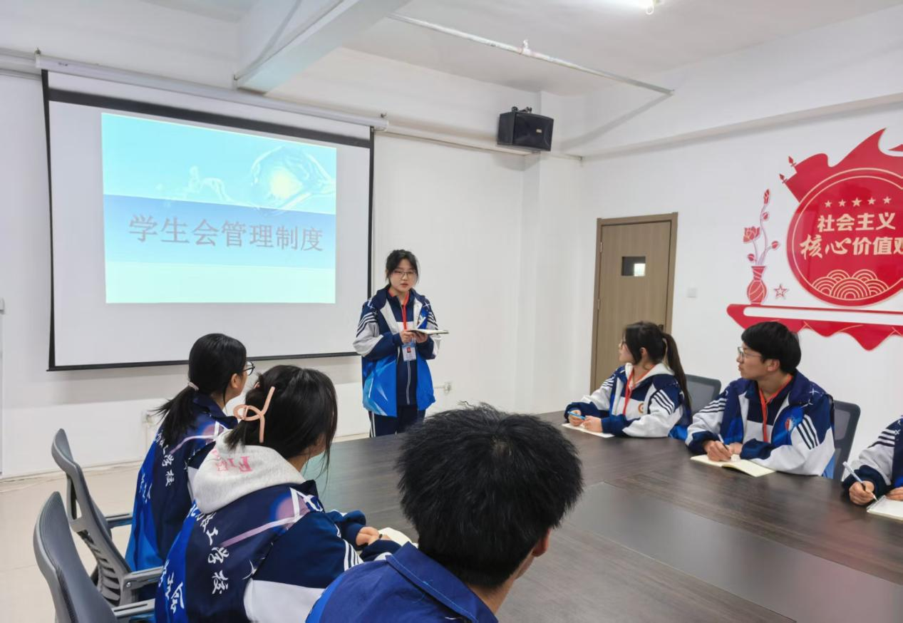 青衿之志 履踐致遠 | 學(xué)習之星：鐘婭婕