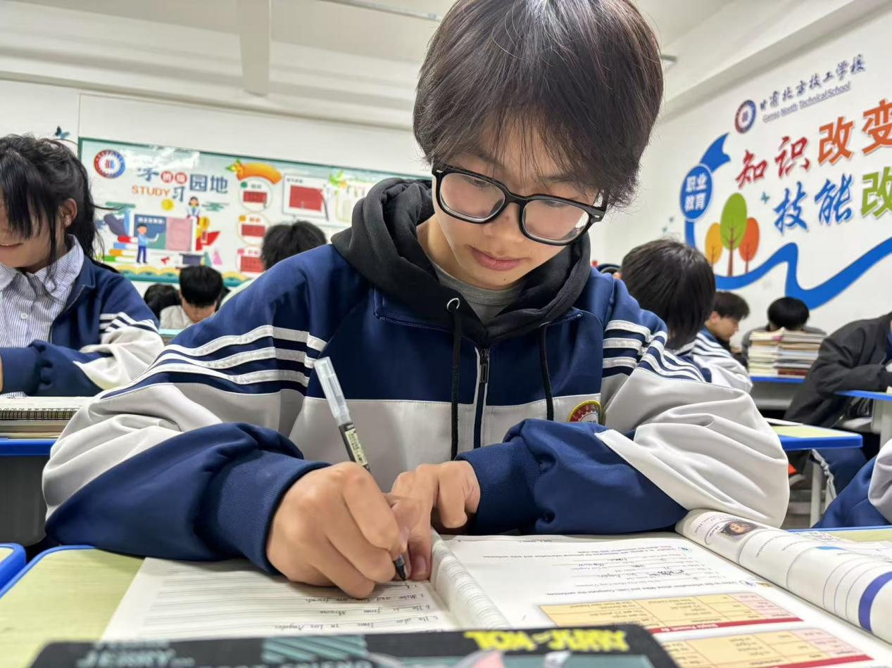 青衿之志 履踐致遠 | 學習之星：唐一男